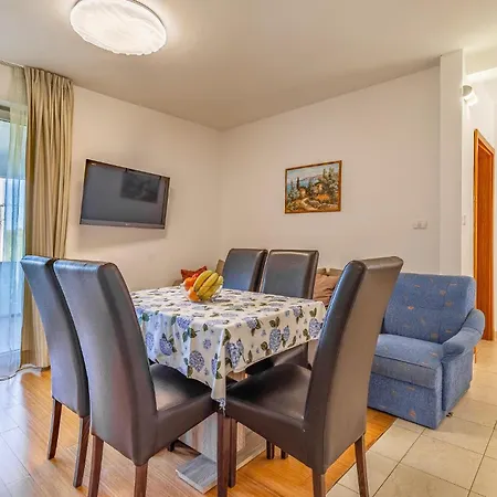 Apartment Stunning In With Wifi *